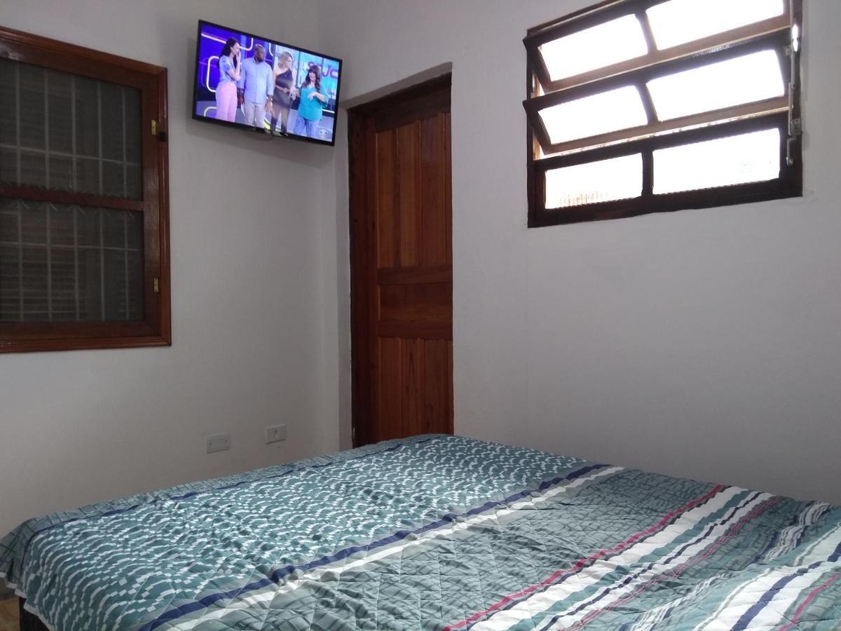 Ubatuba Surf Suites Ruang foto